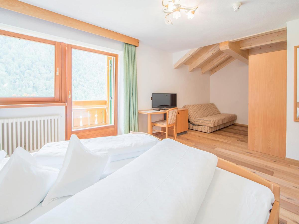 Riposo Al Bosco-Waldruhe Hotel San Vigilio Di Marebbe Eksteriør billede